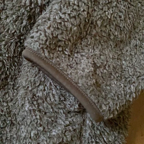 UNIQLO MEN’S FLUFFY TEDDY  FLEECE SWEATER SZ SMALL - Picture 3 of 10